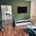 Linz Central Apartment Отель *