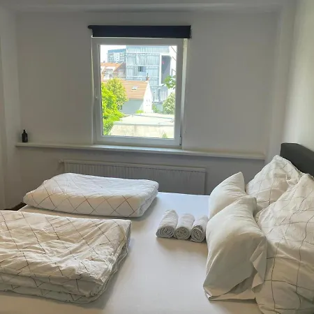 מלון Linz Central Apartment לינץ